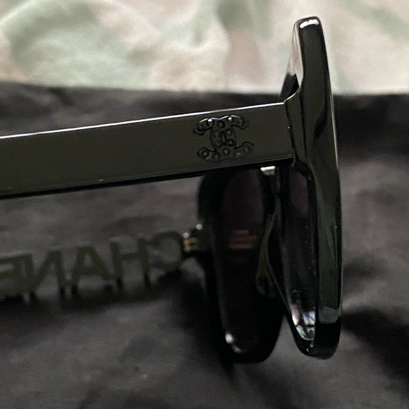 Chanel square sunglasses - Picture 5 of 12